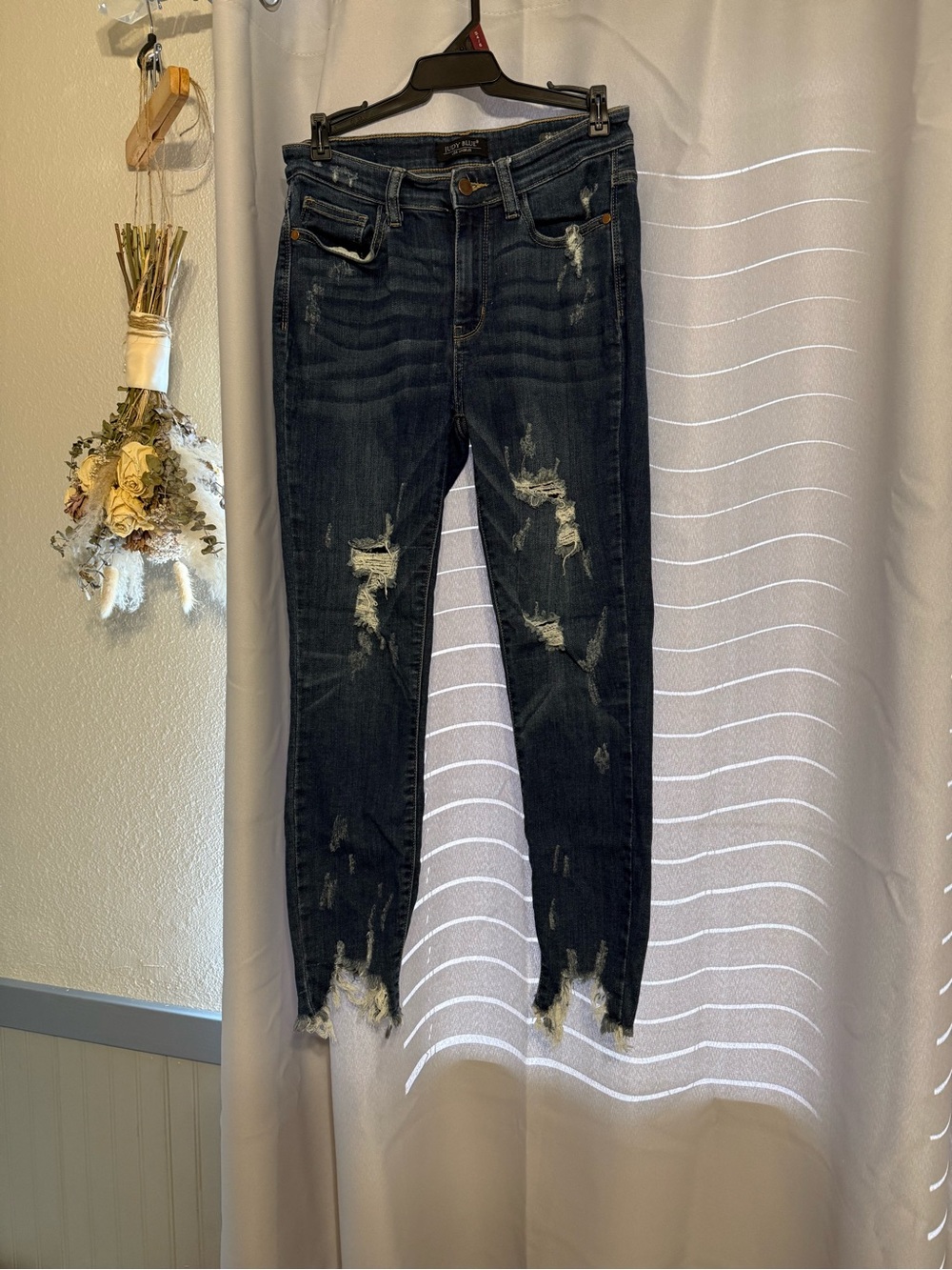 Judy Blue Dark Blue Distressed Skinny Jeans
